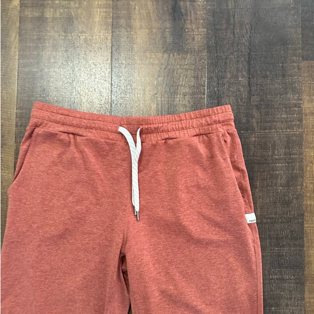 Vuori Performance Joggers Rust Red Drawstring Pan… - image 2